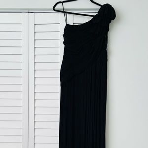 Evening dress for any occasion.